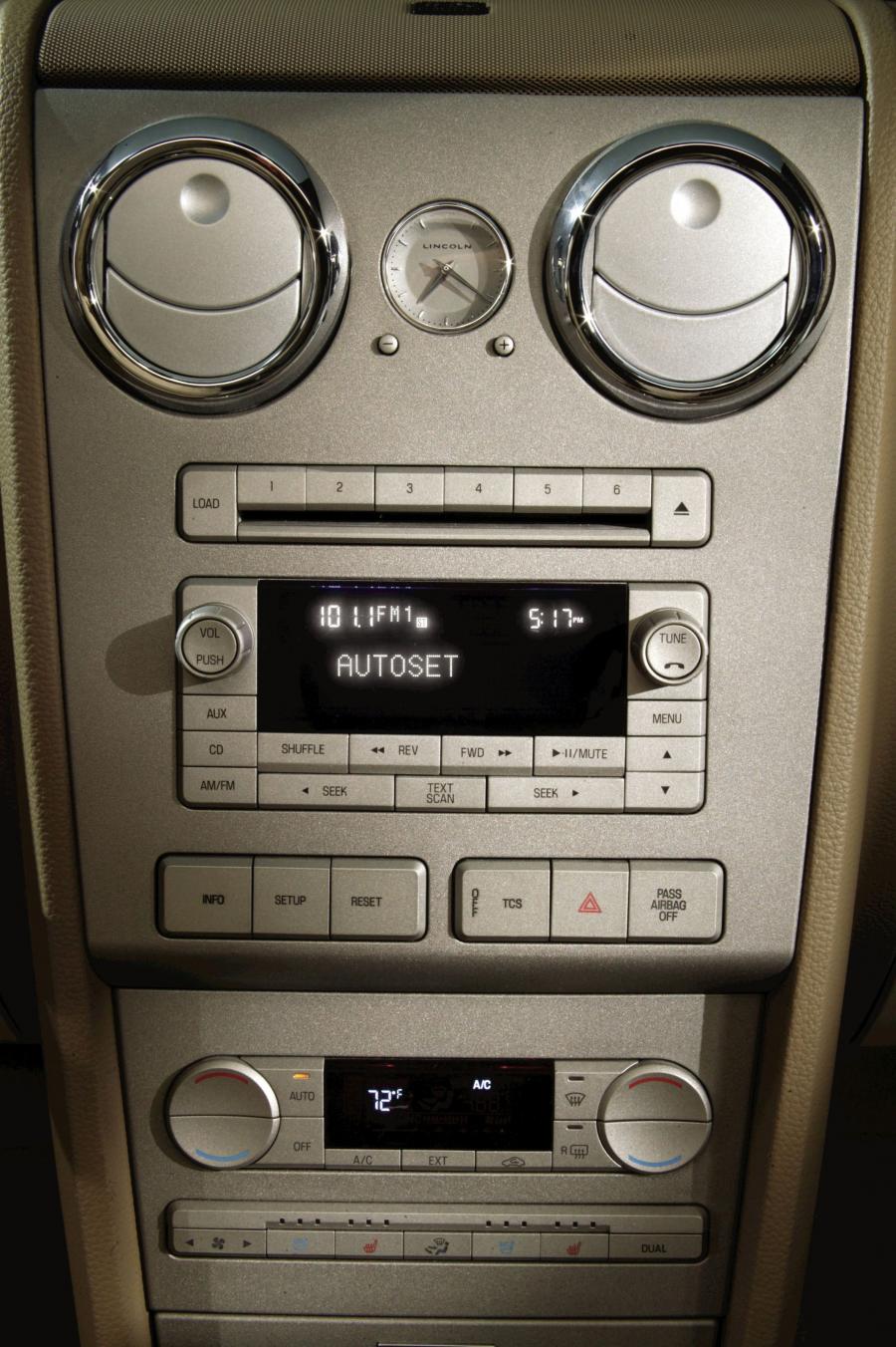  Lincoln MKZ 2007 года  (фото 38 из 64)